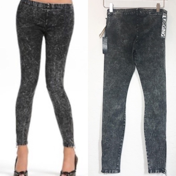 black acid jeans